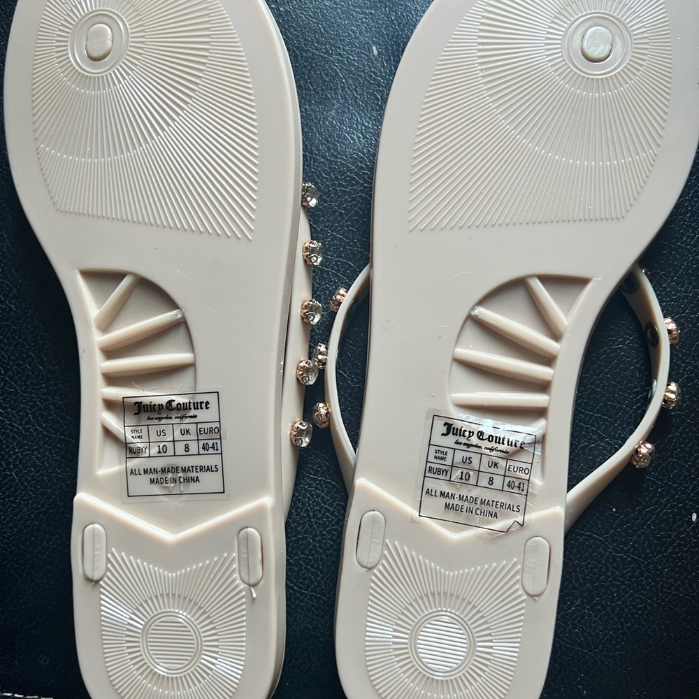 NWOT Juicy Couture Womens Sandal Size 10 Beige Flip Flop Studded Rhineston🌸 - Picture 13 of 15
